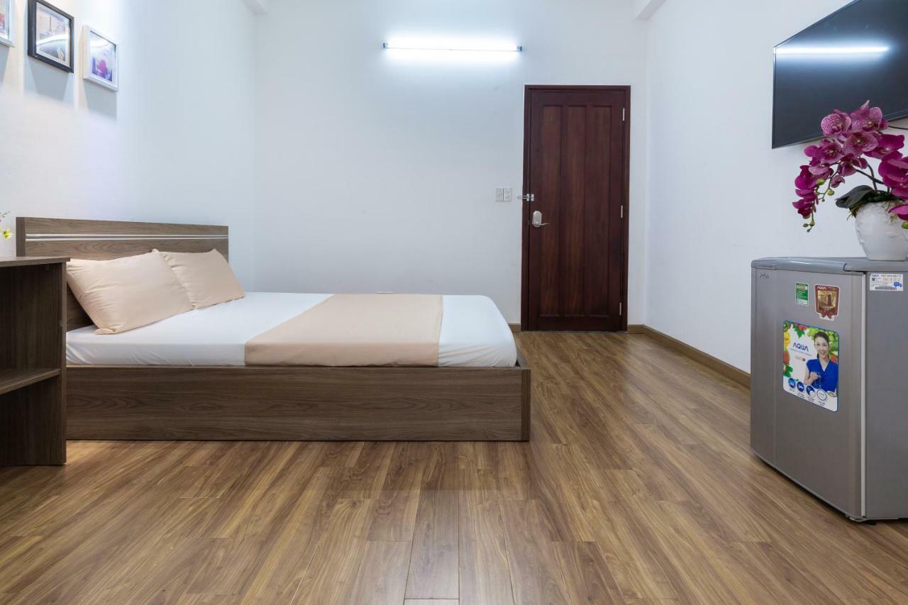 Cozrum Homes Truong Dinh Thành Pho Ho Chí Minh Esterno foto